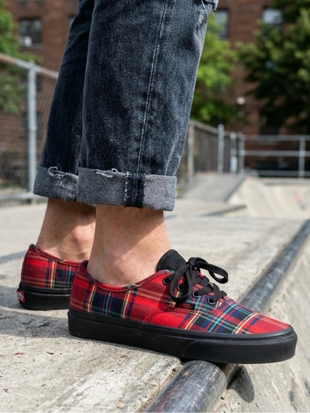 Vans Plaid Tartan Tie Up Skateboard Shoes